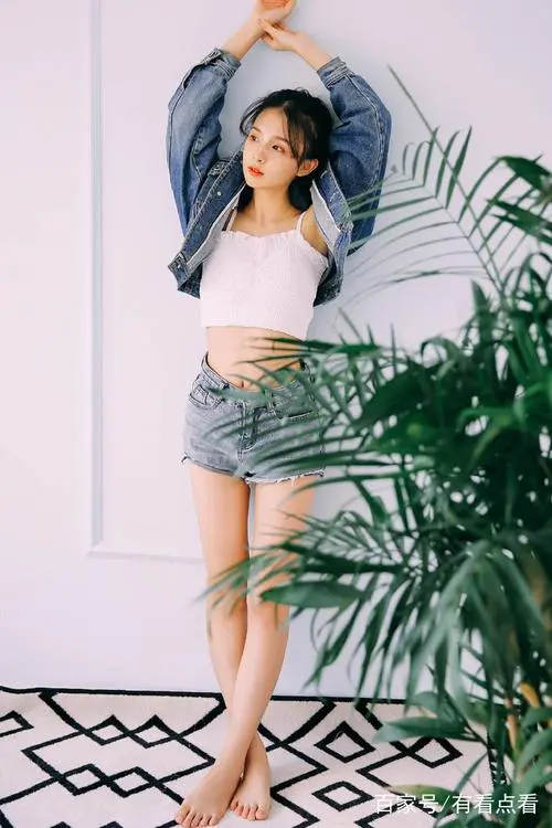 草莓香蕉榴莲丝瓜秋葵绿巨人